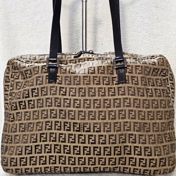 ❣️Fendi Brown Zucchino Bag❣️ - Picture 1 of 16